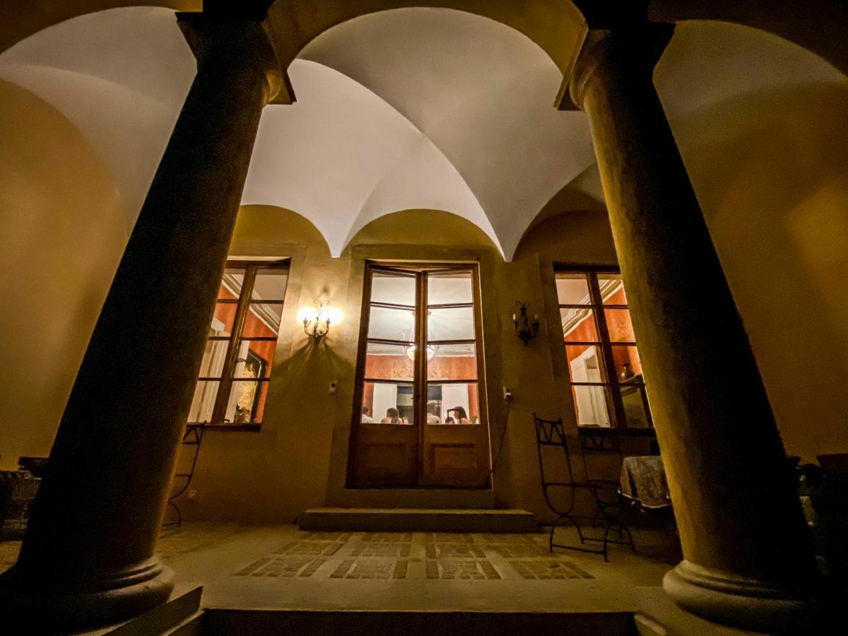 Maison Suchard, Tradition & Elegance In The Jura Couvet Buitenkant foto
