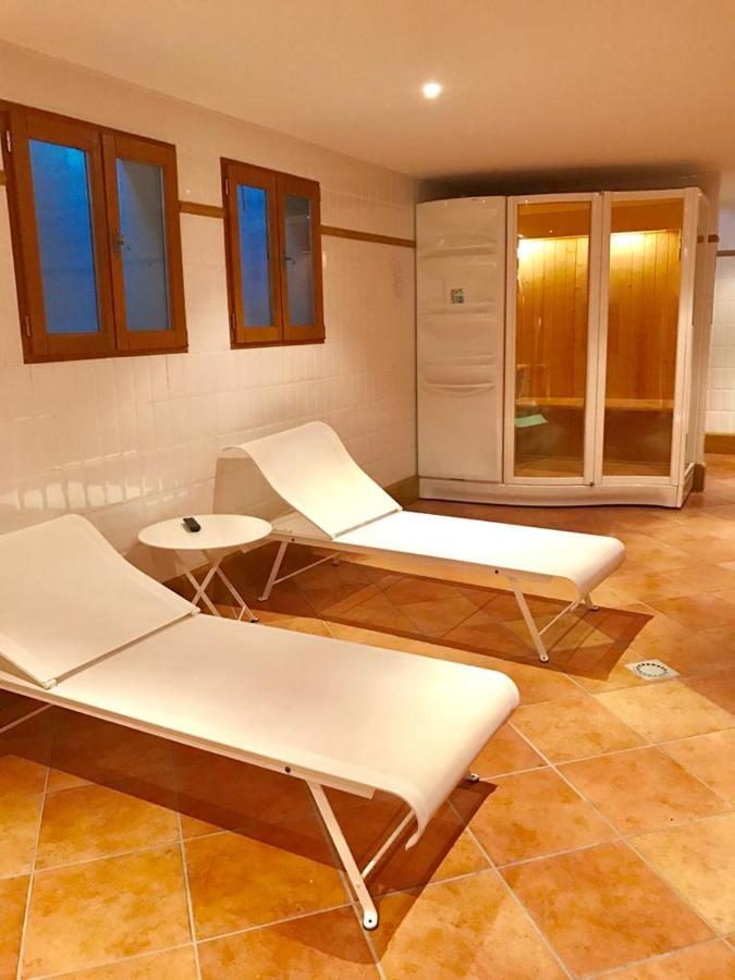 Maison Suchard, Tradition & Elegance In The Jura Couvet Buitenkant foto